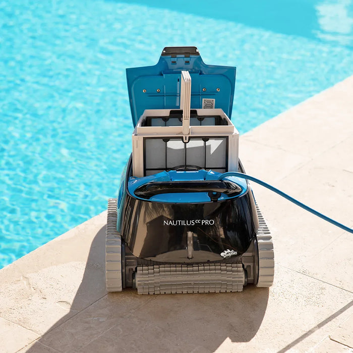 Dolphin Triton PS Pool Cleaner