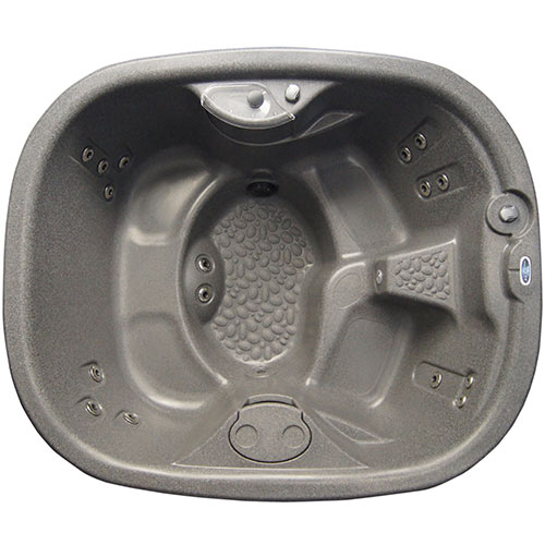 InnovaSpa Urbania Hot Tub